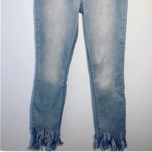 ☆ custom fringe light wash jeans ☆